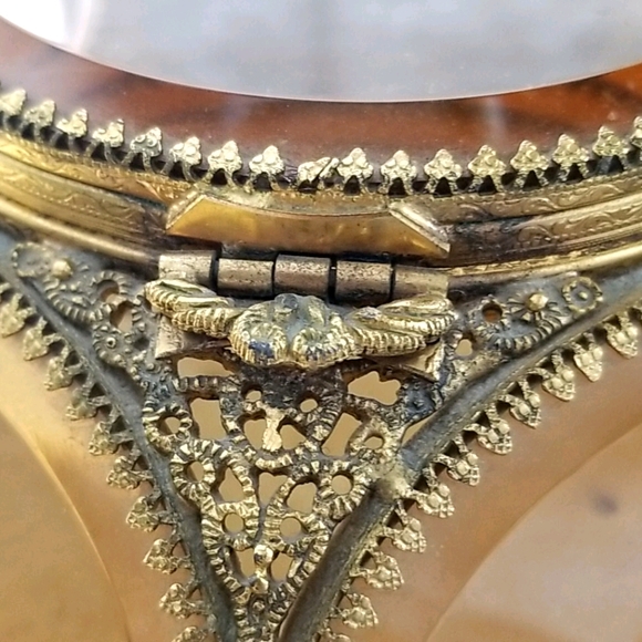 Vintage French Brass Filigree Amber Beveled Glass Ormulu Jewelry Box Casket - Picture 10 of 16